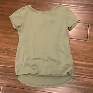 Old Navy Green Girls t-shirt